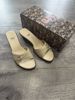 Impo chic cream wedge heels